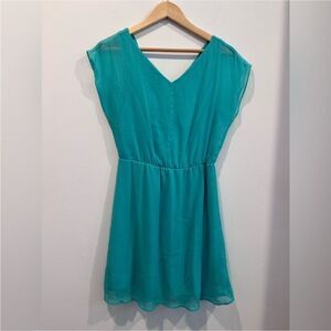 Express Green V-Neck Elastic Waist Mini Dress Small Beach Vacation Brunch
